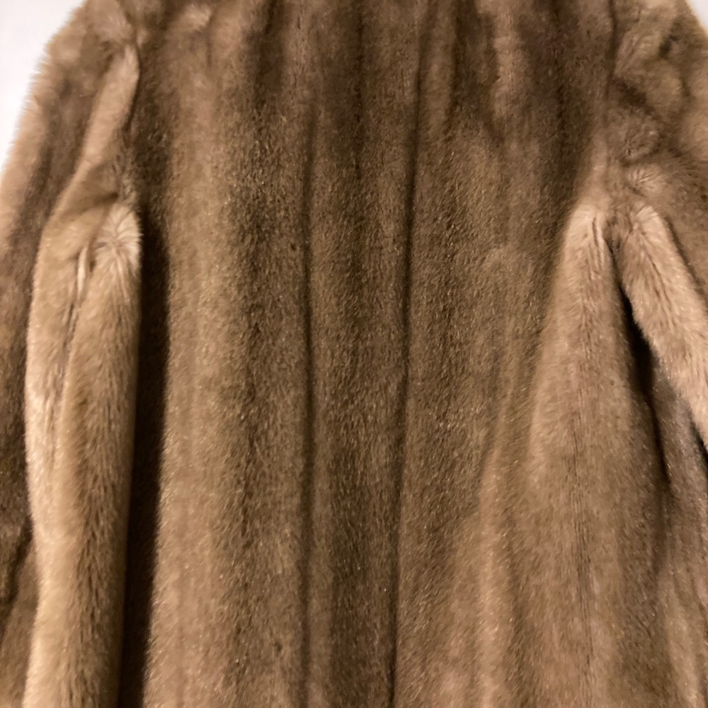 French couture faux fur, amazing quality & condition - Picture 6 of 6